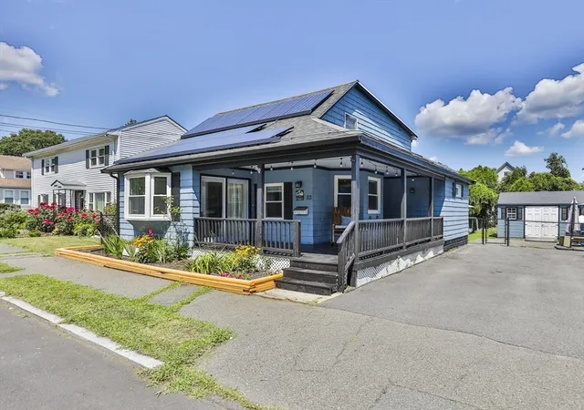 3rd image of 23 Bailey St, Lynn, MA 01904 | MLS# 73563014