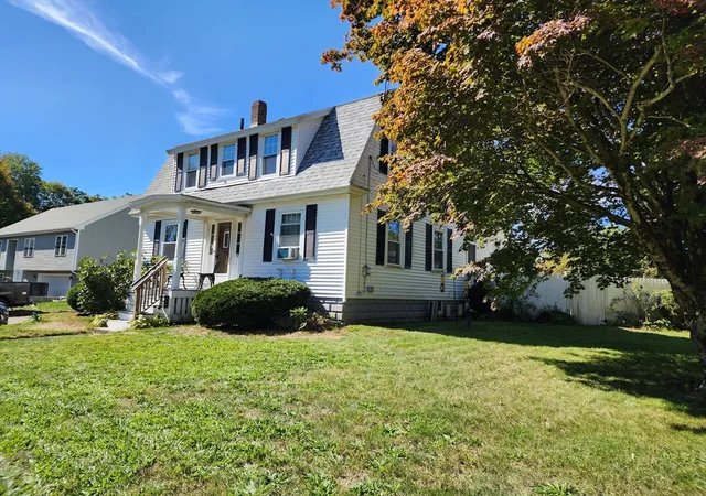 1st image of 17 Davis St, Taunton, MA 02780 | MLS# 73440406