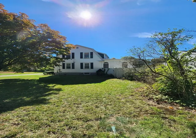 3rd image of 17 Davis St, Taunton, MA 02780 | MLS# 73440406