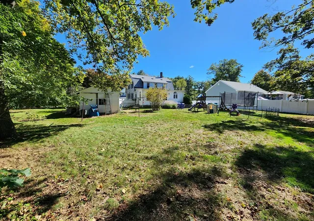 4th image of 17 Davis St, Taunton, MA 02780 | MLS# 73440406