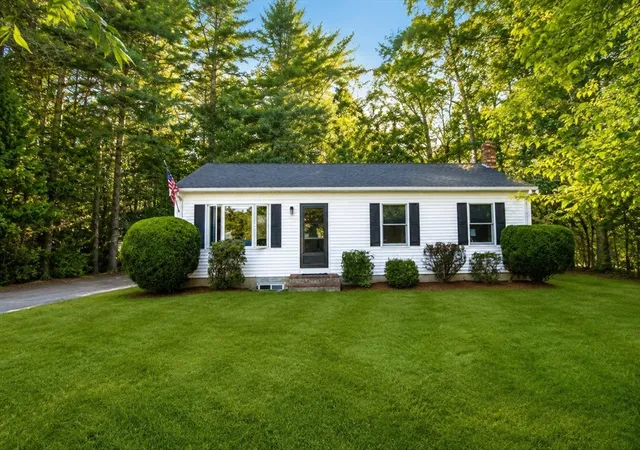 Photo 3 of Sale Pending at 6 Keith Ave, Kingston, MA 02364 | MLS# 73559196 | Listing updated on 2026-09-25