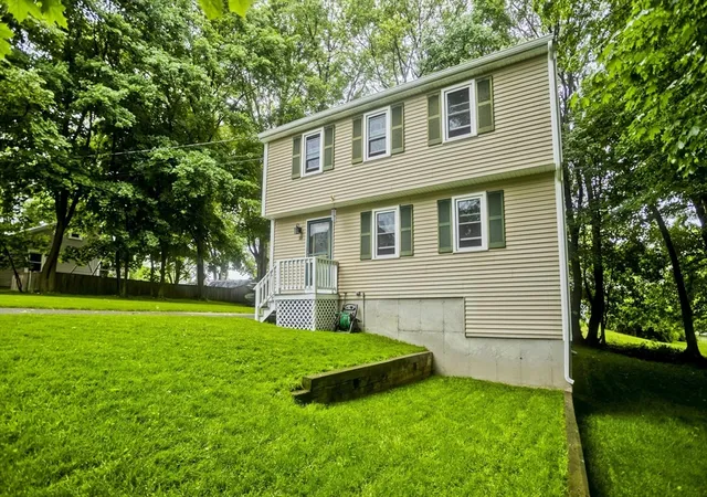 1st image of 22 Porter St, Shirley, MA 01464 | MLS# 73532849
