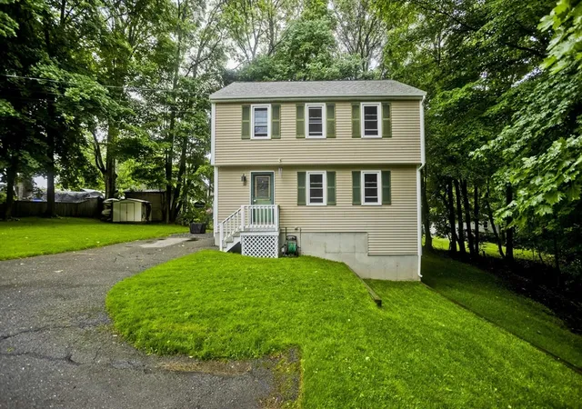 2nd image of 22 Porter St, Shirley, MA 01464 | MLS# 73532849