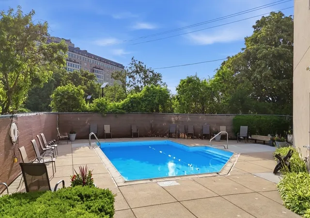 Homes for sale in Quincy, MA | 133 Commander Shea Blvd #712, Quincy, MA 02171 | MLS# 73545397