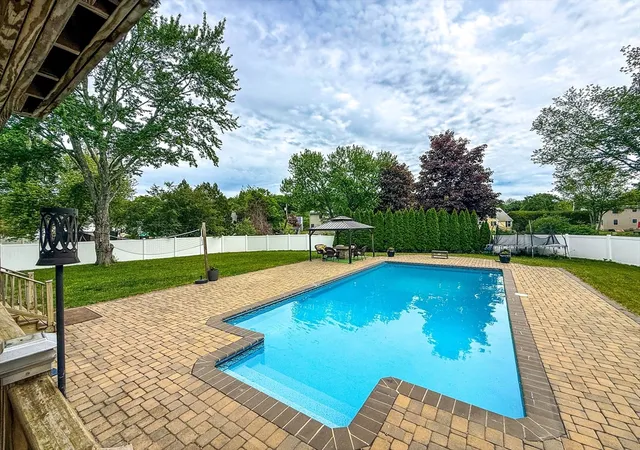 2nd image of 31 Jefferson Rd, Northborough, MA 01532 | MLS# 73529841