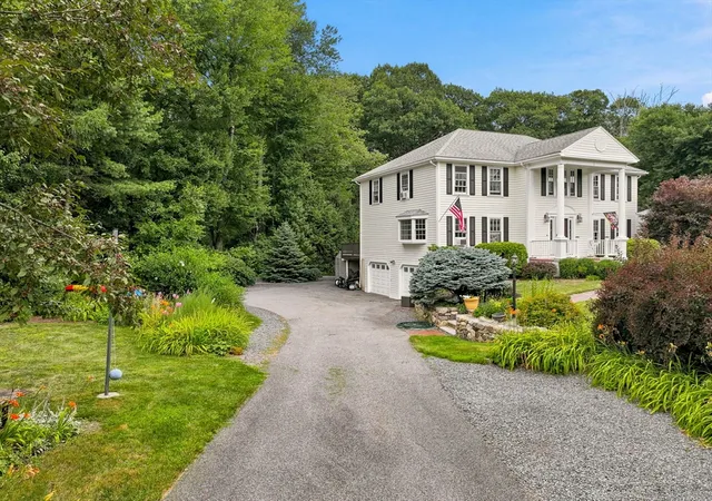 2nd image of 24 Crossbow Ln, North Andover, MA 01845 | MLS# 73560436