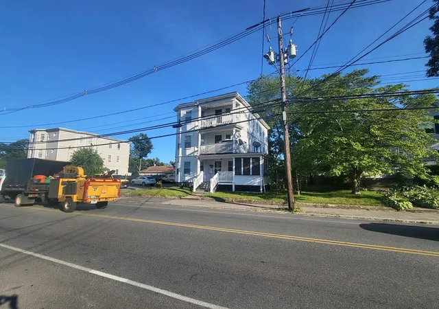 4th image of 228 Forest Ave, Brockton, MA 02301 | MLS# 73412917