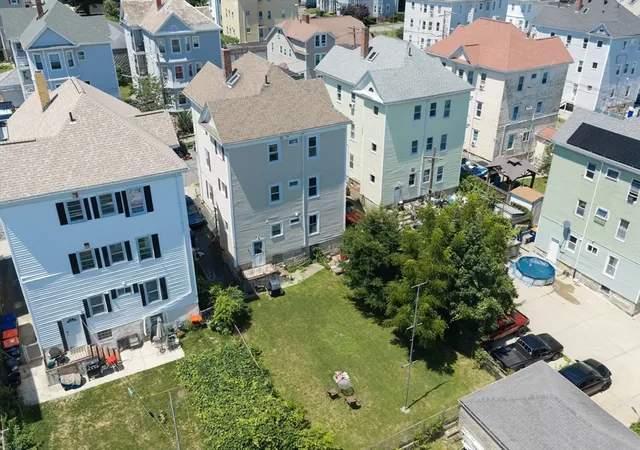 Listing Photo 5 - Condo for sale in building located at 618 Summer St, New Bedford, MA 02746