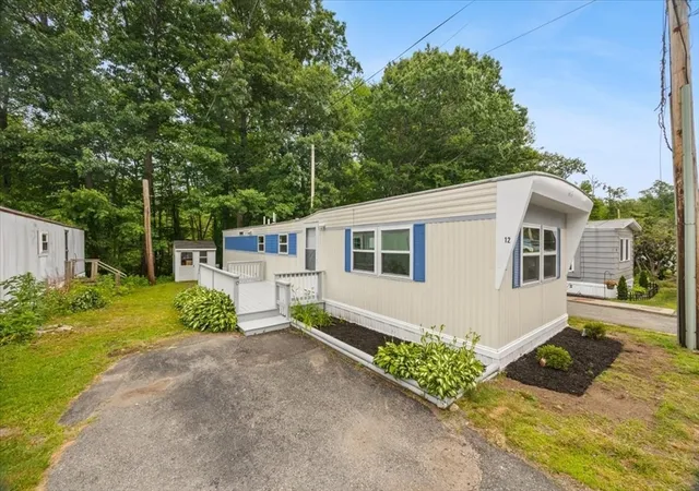 Homes for sale in Holbrook, MA | 12 Chesapeake Rd, Holbrook, MA 02343 | MLS# 73541544