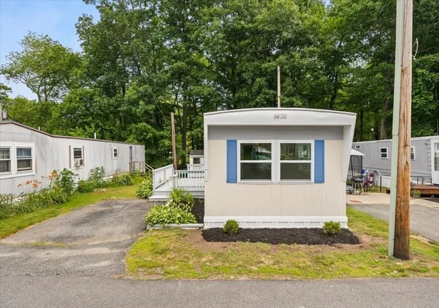 Homes for sale in Holbrook, MA | 12 Chesapeake Rd, Holbrook, MA 02343 | MLS# 73541544