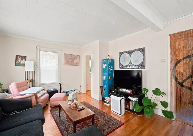 Homes for sale in Amherst, MA | 33-37 Cottage St, Amherst, MA 01002 | MLS# 73543563