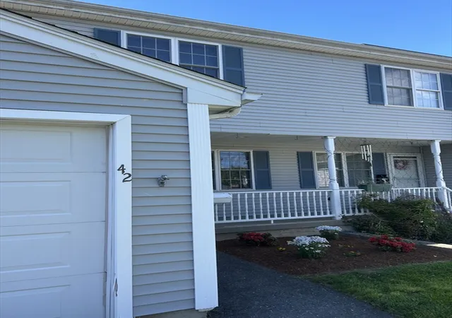 Homes for sale in Worcester, MA | 42 Castine St #1, Worcester, MA 01606 | MLS# 73526728