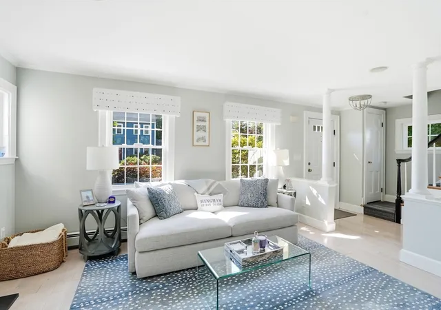 4th image of 10 Independence Ln, Hingham, MA 02043 | MLS# 73547069
