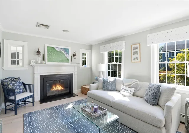 5th image of 10 Independence Ln, Hingham, MA 02043 | MLS# 73547069