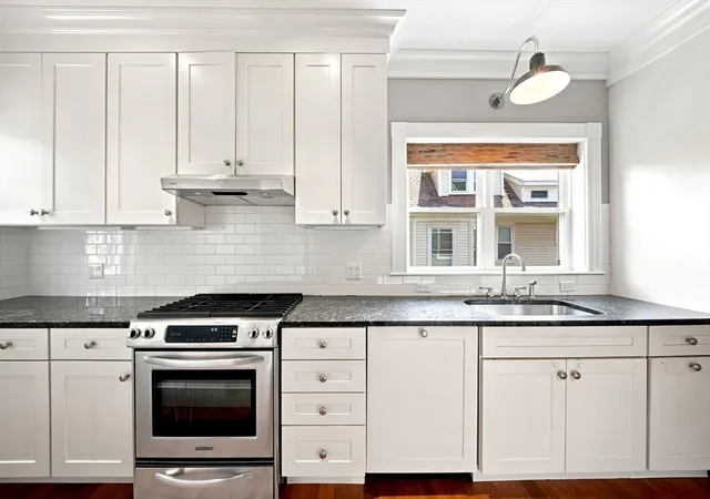 Photo 4 of Sale Pending at 39 Ainsworth St, Boston, MA 02131 | MLS# 73567199 | Listing updated on 2026-09-15