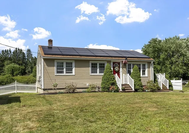 Photo 2 of Sale Pending at 550 Packard St, Lancaster, MA 01523 | MLS# 73558312 | Listing updated on 2026-09-15