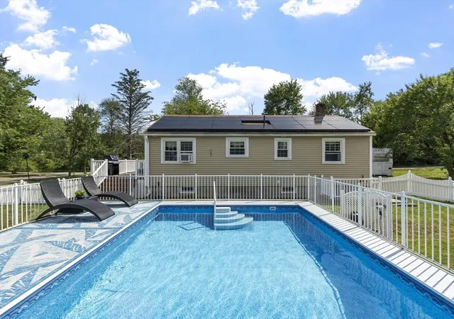 Photo 4 of Sale Pending at 550 Packard St, Lancaster, MA 01523 | MLS# 73558312 | Listing updated on 2026-09-15
