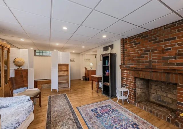41st image of 6 Old Brook Dr, Worcester, MA 01609 | MLS# 73562895