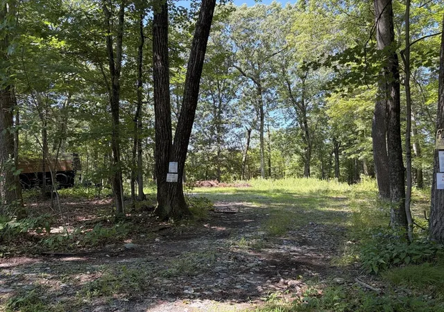 1st image of 6 A Durkee Ln, Westford, MA 01886 | MLS# 73559030