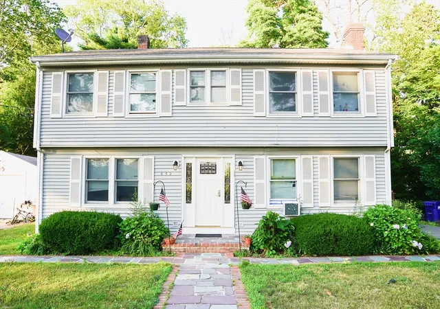 1st image of 652 Oak St, East Bridgewater, MA 02333 | MLS# 73548044
