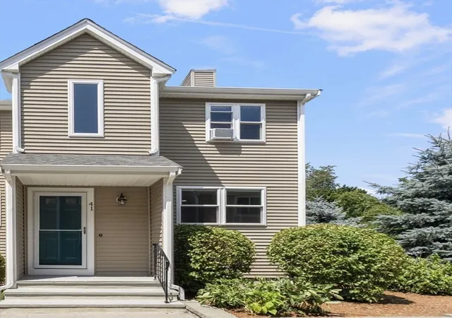 Photo 2 of Condo for sale at 41 Fairfield Park #41, Mansfield, MA 02048 | MLS# 73562929 | Listing updated on 2026-09-17