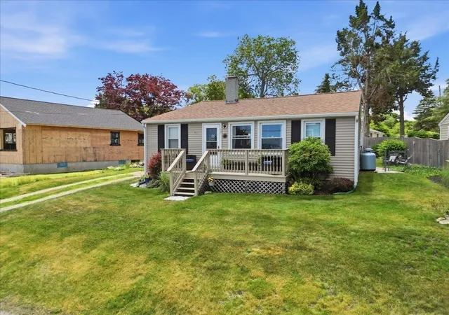 5th image of 15 Shore Dr, Kingston, MA 02364 | MLS# 73537881