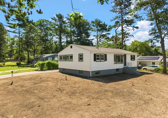 2nd image of 97 Plymouth Ave, East Wareham, MA 02538 | MLS# 73561547