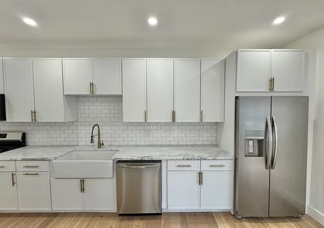 5th image of 20 Broad St #5, Medway, MA 02053 | MLS# 73506700