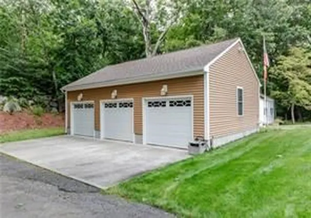 Photo 4 of Sale Pending at 99 Tower Hill Road, Cumberland, RI 02864 | MLS# 73569658 | Listing updated on 2026-09-04
