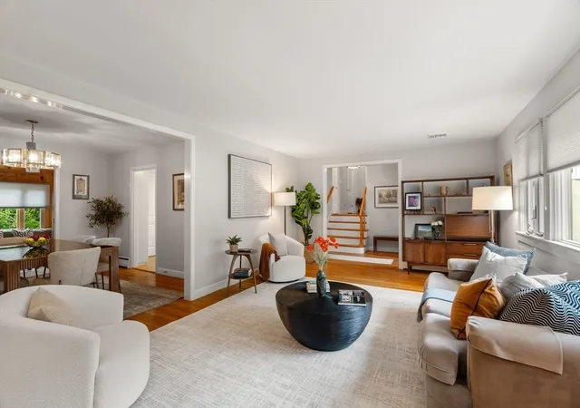 5th image of 83 Bound Brook Rd, Newton Highlands, MA 02461 | MLS# 73553660