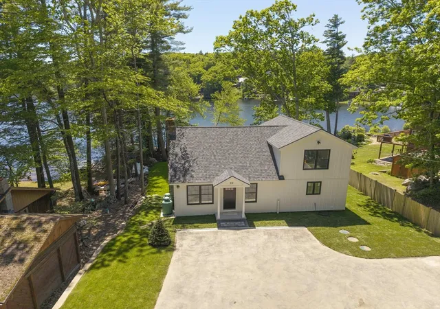 Homes for sale in Nottingham, NH | 39 Lakeview Dr, Nottingham, NH 03290 | MLS# 73529914