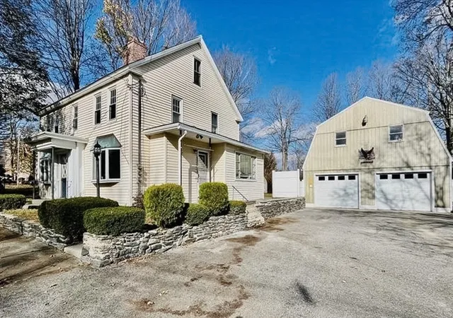 2nd image of 233 West St, Leominster, MA 01453 | MLS# 73567568