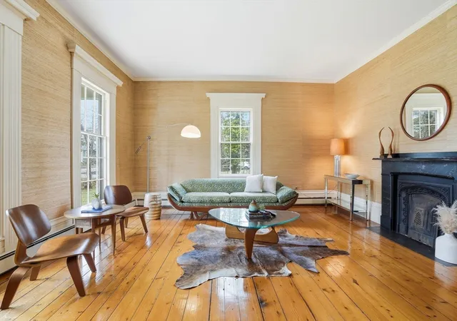 4th image of 194 Center Street, Yarmouth Port, MA 02675 | MLS# 73506899
