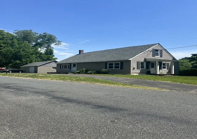 Homes for sale in Ware, MA | 19 Greenwich Plains Rd, Ware, MA 01082 | MLS# 73535536