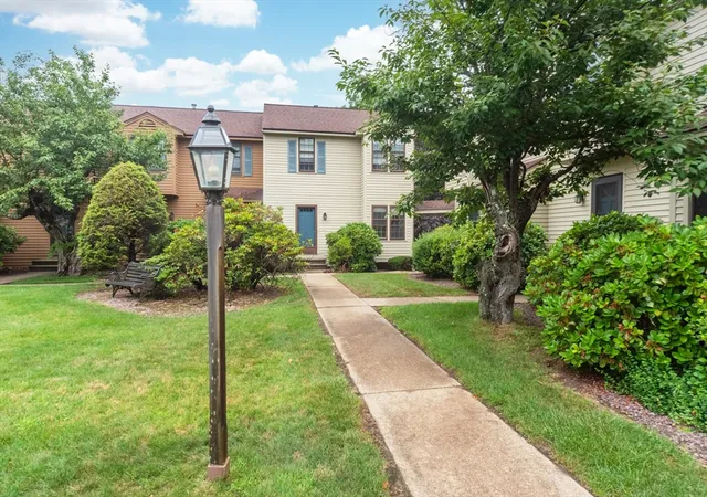 2nd image of 68 Apache Way #68, Tewksbury, MA 01876 | MLS# 73547114
