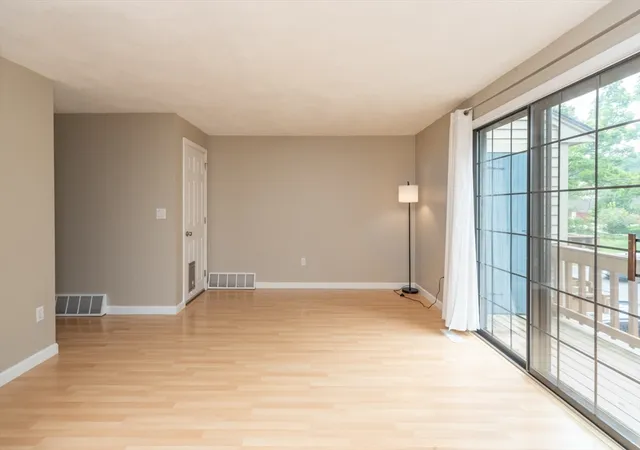 5th image of 68 Apache Way #68, Tewksbury, MA 01876 | MLS# 73547114