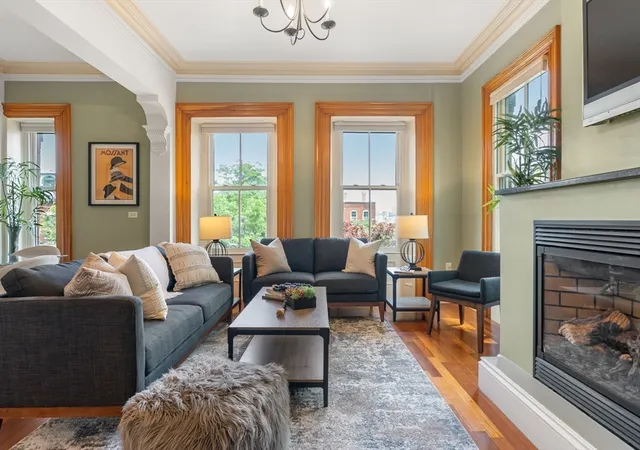 3rd image of 31 Millmont St #2, Roxbury, MA 02119 | MLS# 73550326