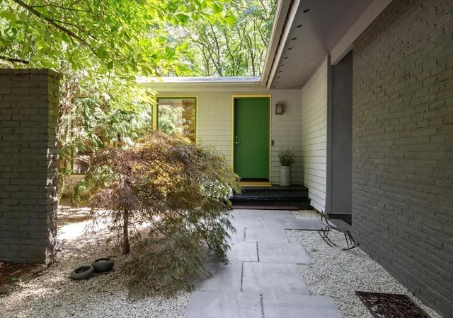 2nd image of 221 Pope Rd, Acton, MA 01720 | MLS# 73566475