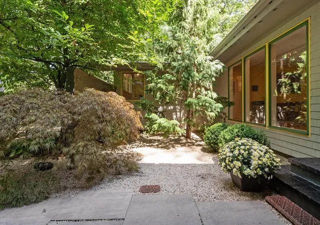 3rd image of 221 Pope Rd, Acton, MA 01720 | MLS# 73566475