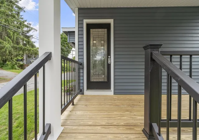 5th image of 697 Westminster Hill Rd, Fitchburg, MA 01420 | MLS# 73528685