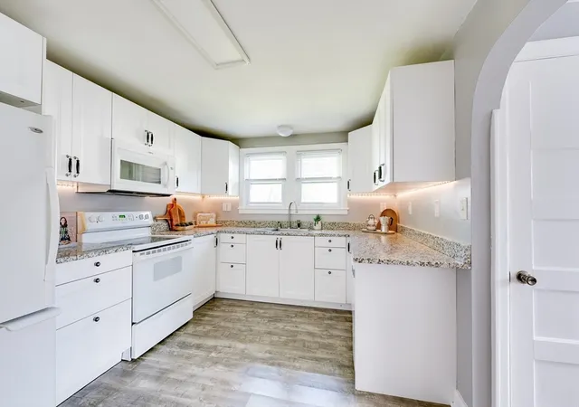 2nd image of 41 Park St, Feeding Hills, MA 01030 | MLS# 73565776