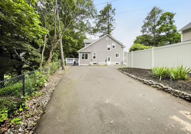 Homes for sale in West Springfield, MA | 38 Ames Ave, West Springfield, MA 01089 | MLS# 73535990