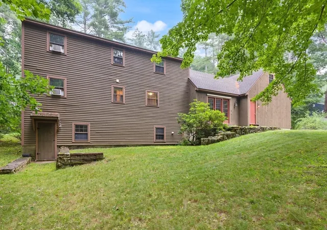 Photo 3 of Sale Pending at 653 Townsend Rd, Groton, MA 01450 | MLS# 73552394 | Listing updated on 2026-09-23