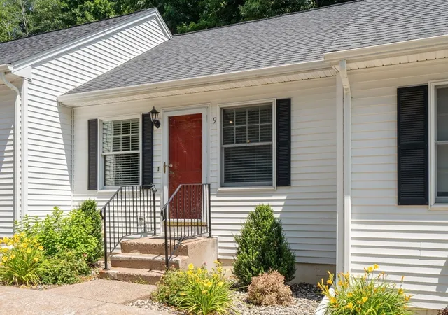 Homes for sale in Southwick, MA | 9 Rosewood Ln #9, Southwick, MA 01077 | MLS# 73545453