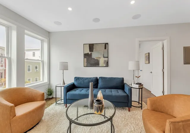 5th image of 199 Havre St, Boston, MA 02128