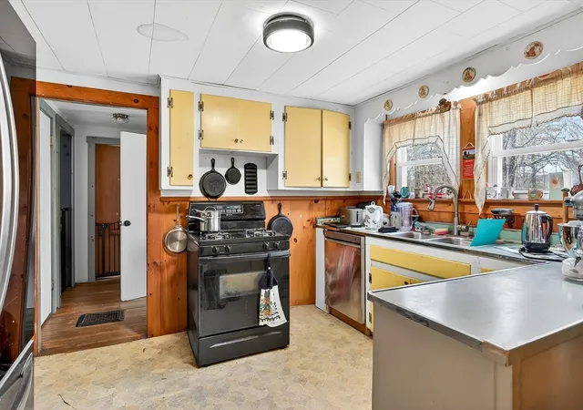 Homes for sale in West Brookfield, MA | 97 Wickaboag Valley Rd, West Brookfield, MA 01585 | MLS# 73499428