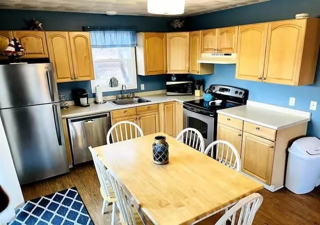 Photo 3 of Single family home for sale at 060 Madison Ave, Prudence Island, RI 02872 | MLS# 73483894 | Listing updated on 2026-08-22