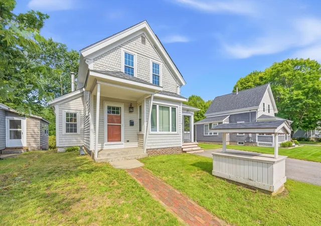 Photo 1 of Sale Pending at 16 Linwood St, Holbrook, MA 02343 | MLS# 73553073 | Listing updated on 2026-09-17