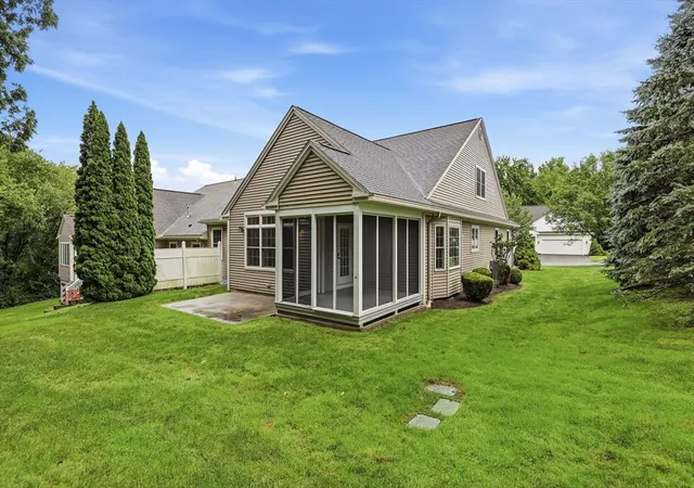 4th image of 75 Shadow Brook Est #75, South Hadley, MA 01075 | MLS# 73558098