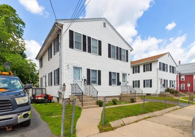 2nd image of 84 86 Park St, Medford, MA 02155 | MLS# 73559603